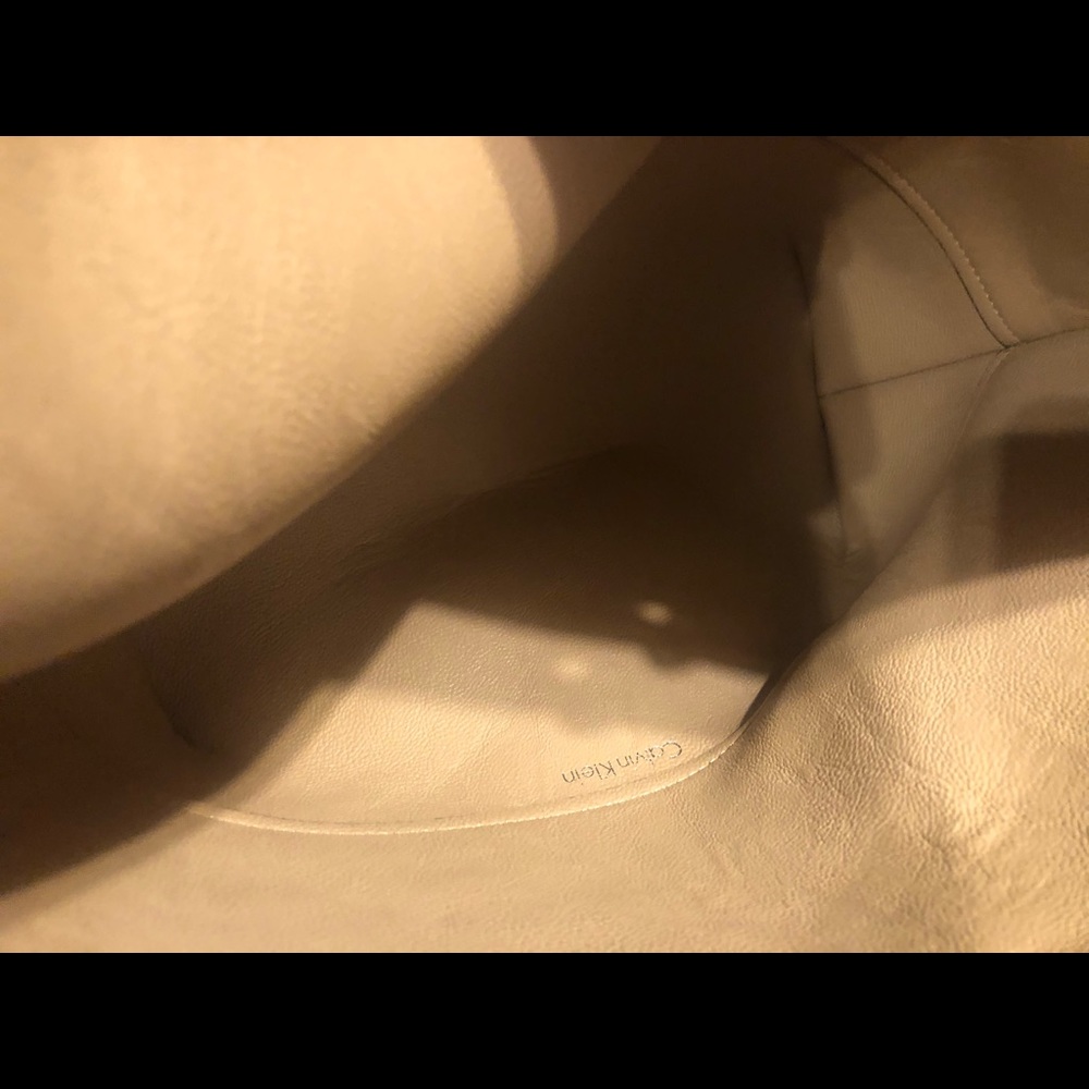 Calvin Klein Reverse Purse - Picture 5 of 6